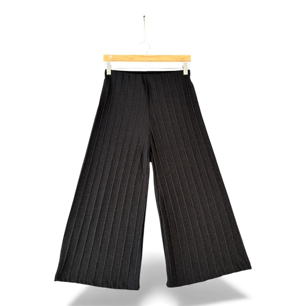 Zara Black Ribbed Wide Leg Cropped Pants Size S